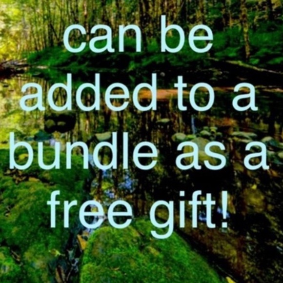 GO AWAY with Fodor’s red badge button pin - Picture 5 of 5